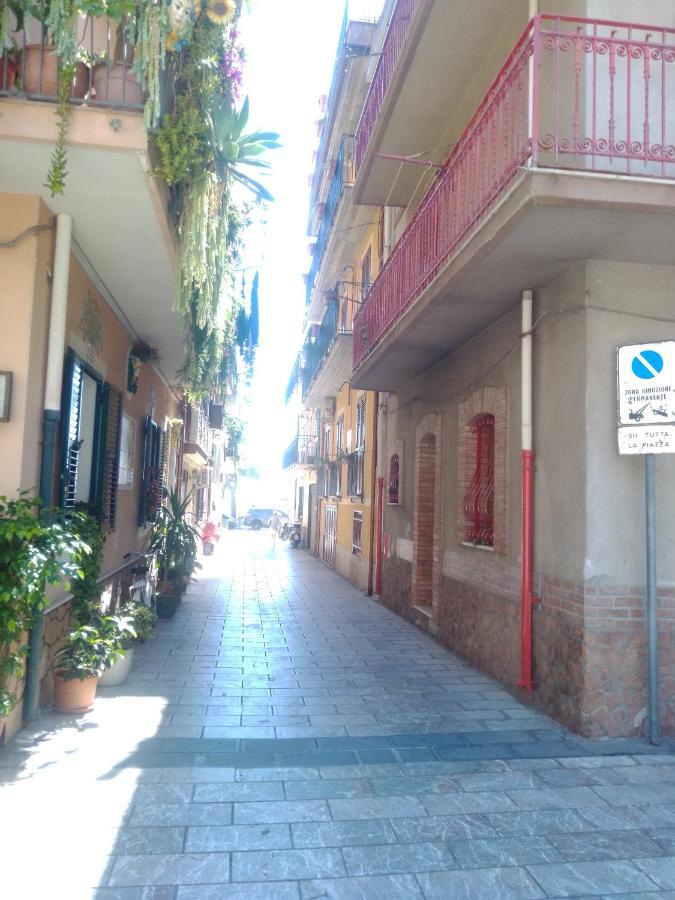Vacanza Taormina Mare Маццео Екстер'єр фото