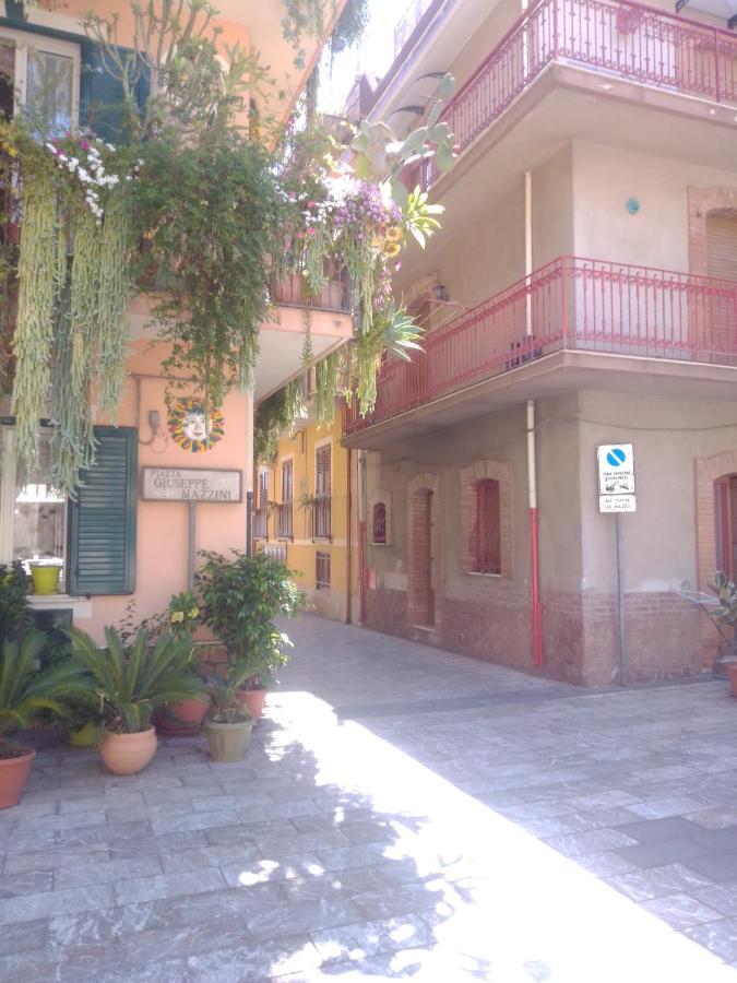 Vacanza Taormina Mare Маццео Екстер'єр фото
